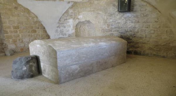 قبر يوسف في مدينة نابلس