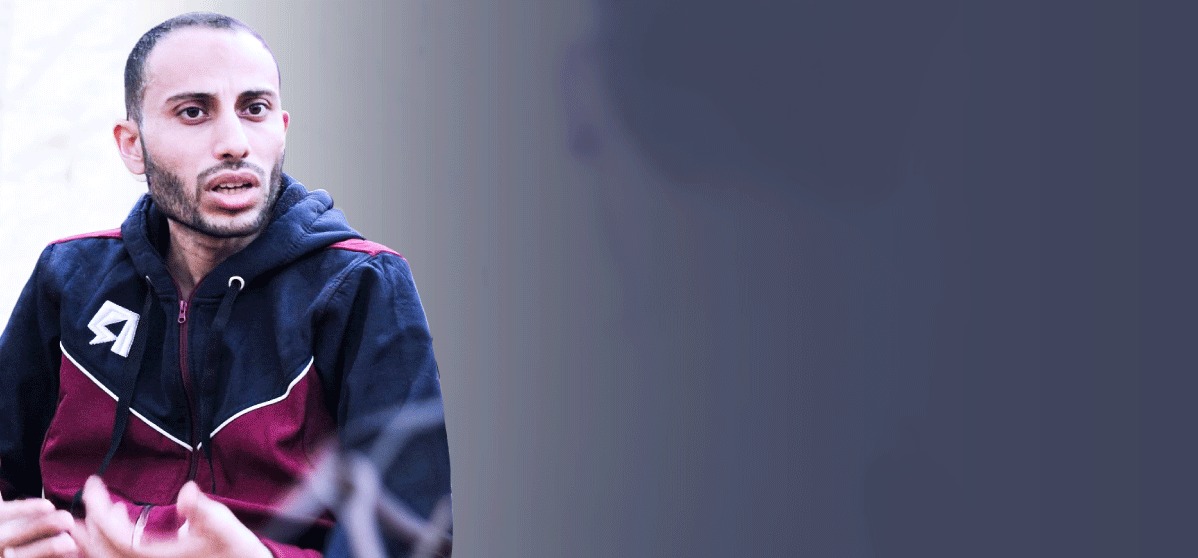 الصحفي عليان: من عتمة السجن إلى خيام النزوح