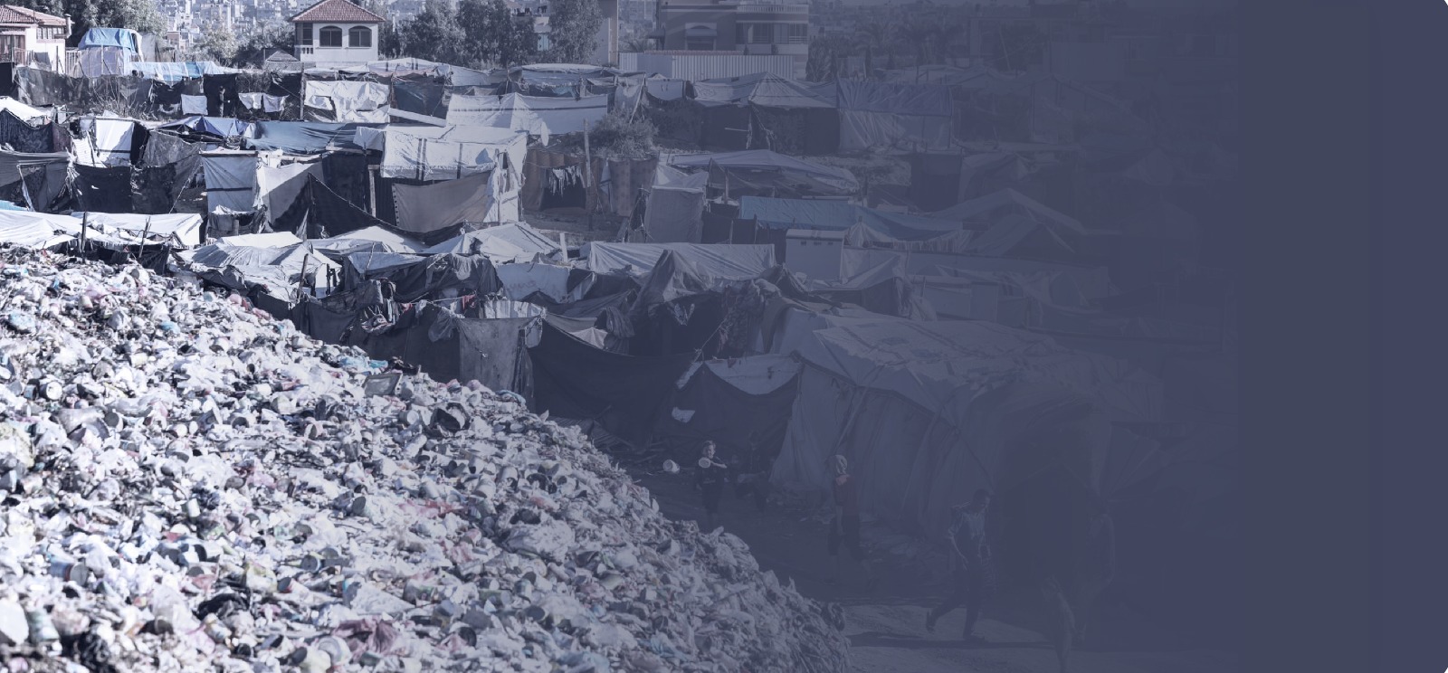 غزة تحت وطأة النفايات: أزمة بيئية تتفاقم بين الركام والحصار