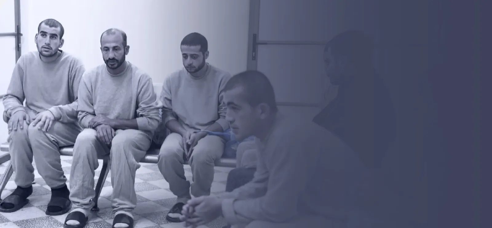 حرية مثقلة بذاكرة السجن... حياة ما زلت أتحسّس قيودها 